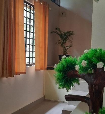Apartamento Nest Mdy Mananthavady Exterior foto
