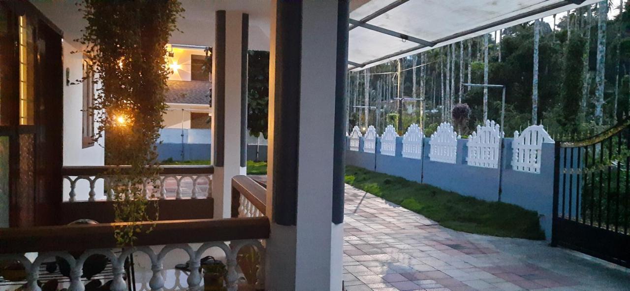 Apartamento Nest Mdy Mananthavady Exterior foto