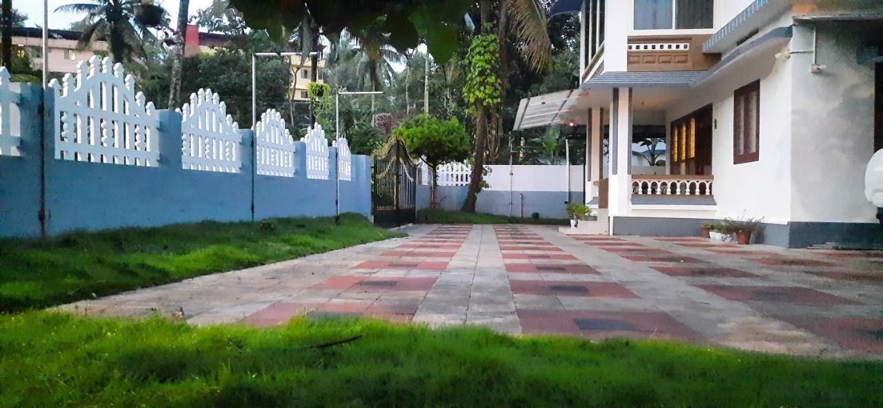 Apartamento Nest Mdy Mananthavady Exterior foto